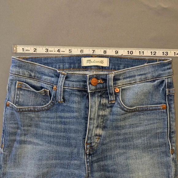 Madewell women's 9" high rise skinny jeans # J0513 , destructed hem , size 25 - Picture 7 of 10